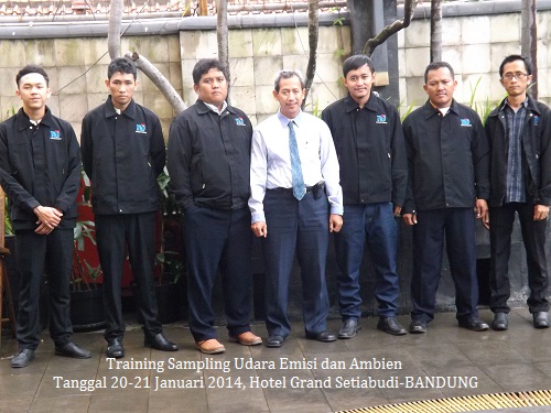 Training Teknik Sampling Udara dan Analisis Udara Ambien